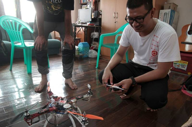 La dernière version du drone que Tho Hi construit